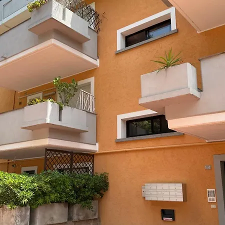 P067 - Porto Recanati, Grazioso Bilocale Con Posto Auto * Porto Recanati